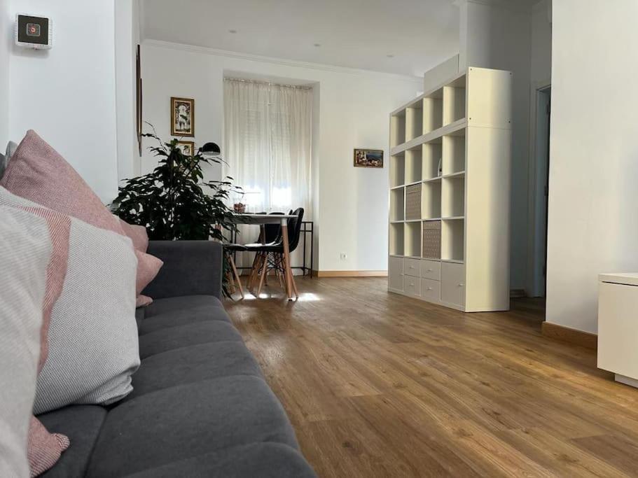 Casa Da Da Poca - Lirio Apartment Estoril